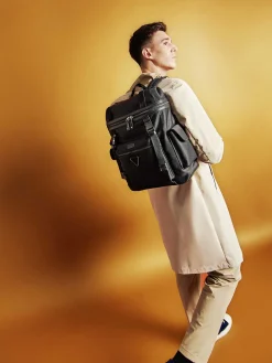 Utilitarian Backpack<PEDRO
