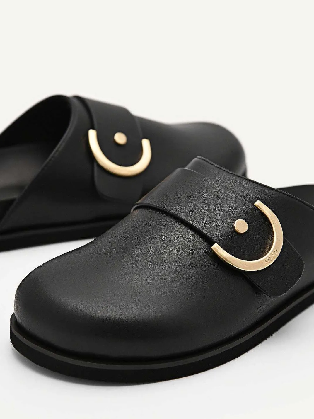 Yasmin Fabric Mules<PEDRO Hot